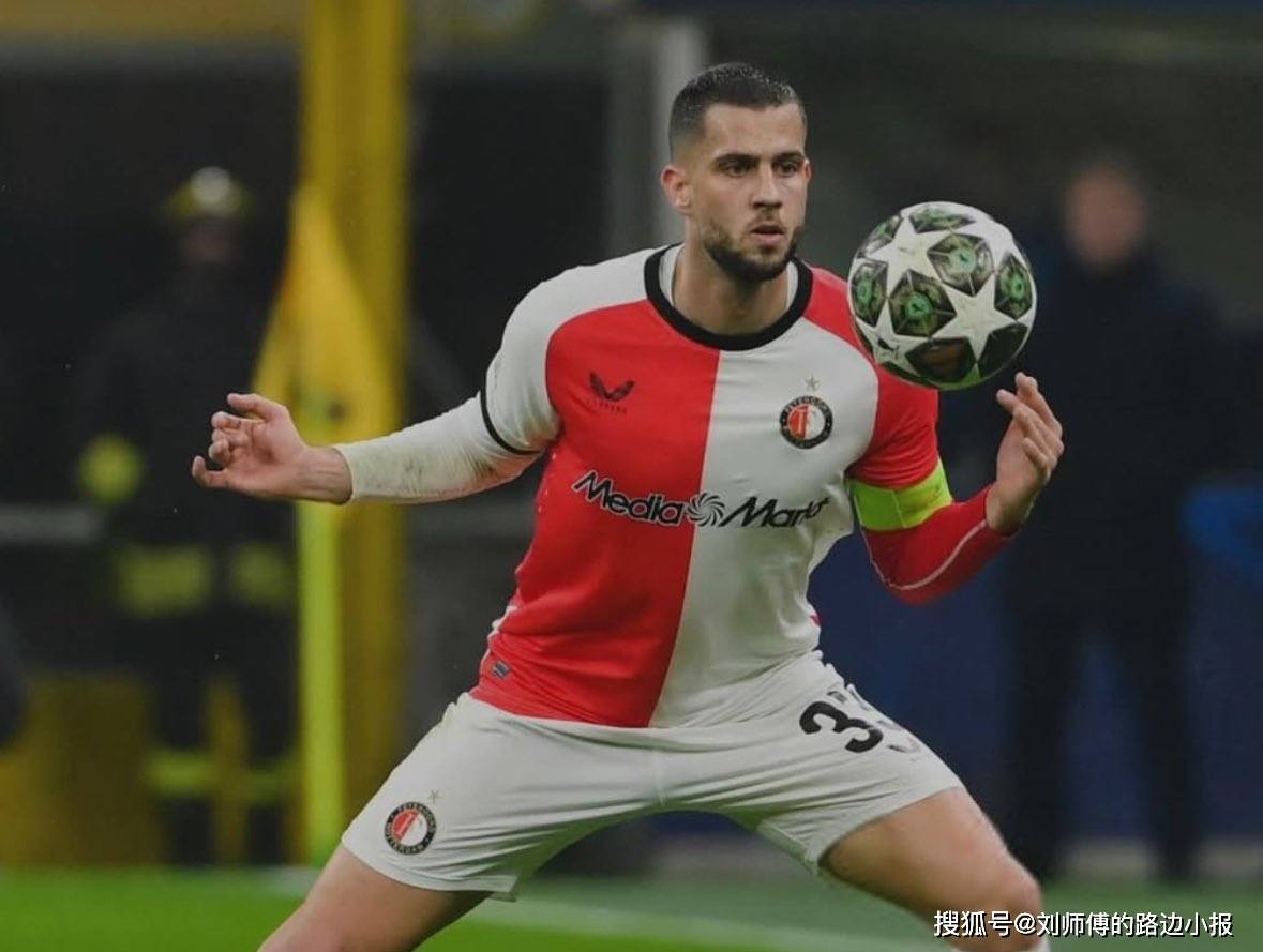 尤文图斯后卫引援遇阻：汉茨科转会悬而未决